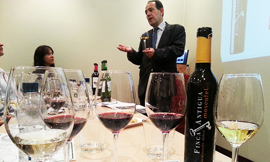 Degustacion con vinos de Familia Martínez Bujanda