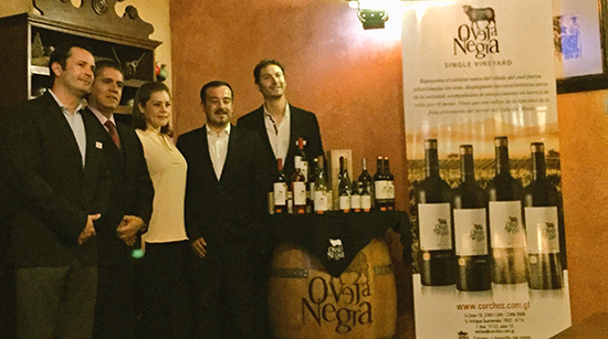 Sesión con vinos de Oveja Negra